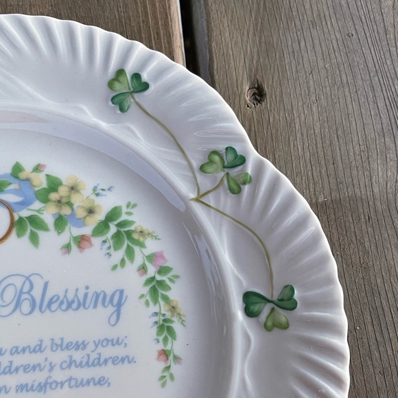 Belleek Shamrock Marriage Blessing 15th Brown Mark Plate Made in Ireland - Picture 6 of 11